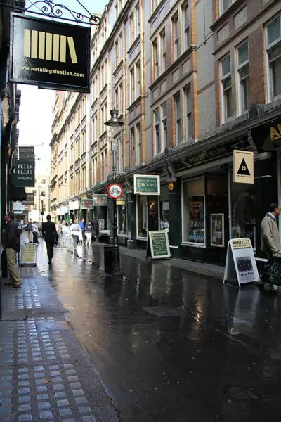 O que fazer em Covent Garden - Cecil Court