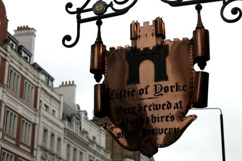 Pub mais antigo de Londres - Cittie of Yorke