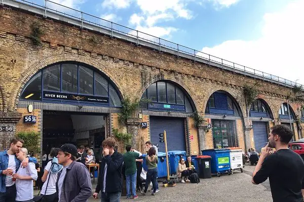 Lojas do Maltby Street Market em Londres