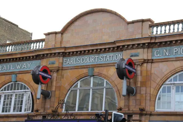 Metrô de Heathrow a St. Pancras - Earl's Court