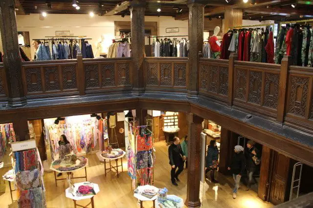 Loja de departamentos Liberty of London - interior 1