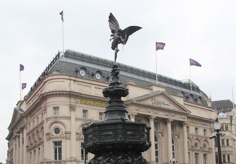 Conhecer Londres em um dia - Piccadilly Circus