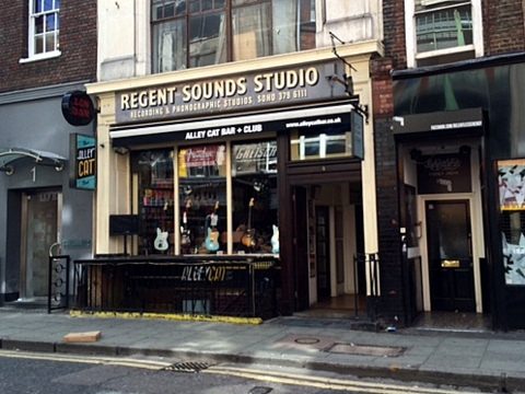 Denmark Street - estudio Regent Sounds