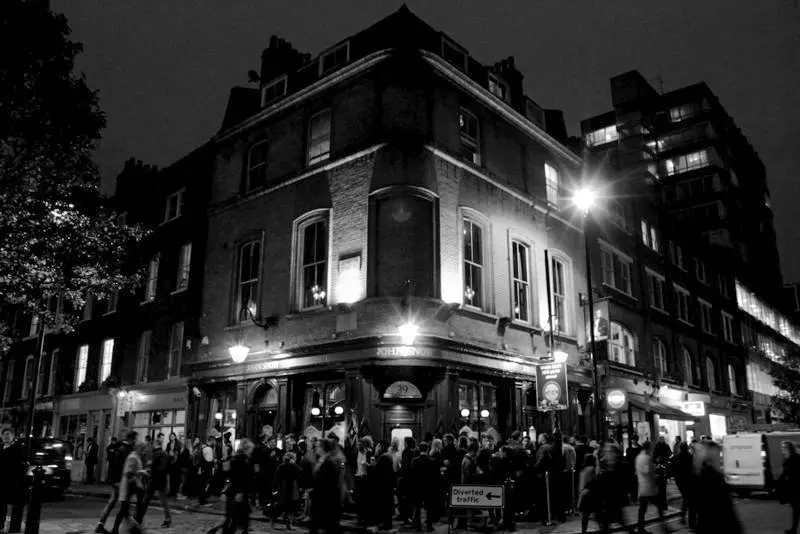 O que fazer em Londres à noite - Pubs e bares
