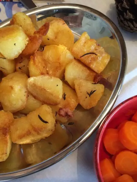 Roast Potatoes - batatas coradas à inglesa