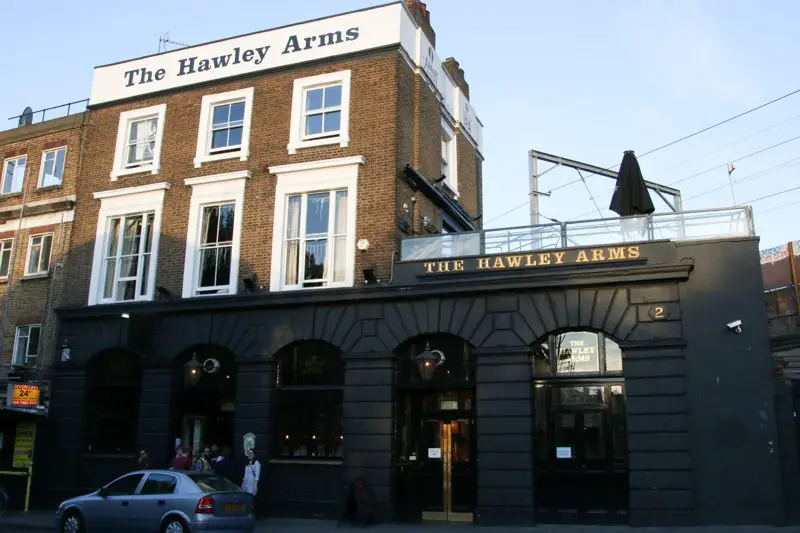 Camden além dos mercados -The Hawley Arms