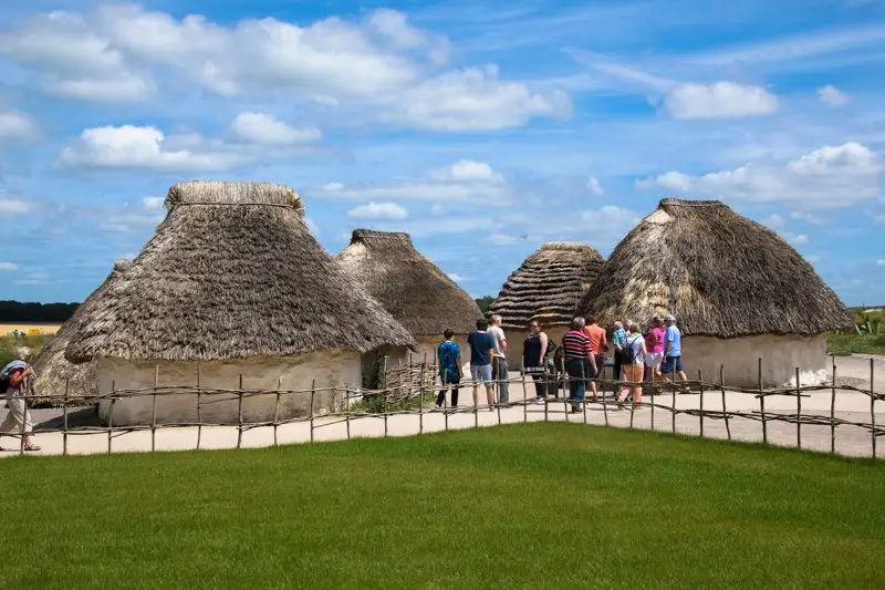 Visita a Stonehenge - casas neolíticas