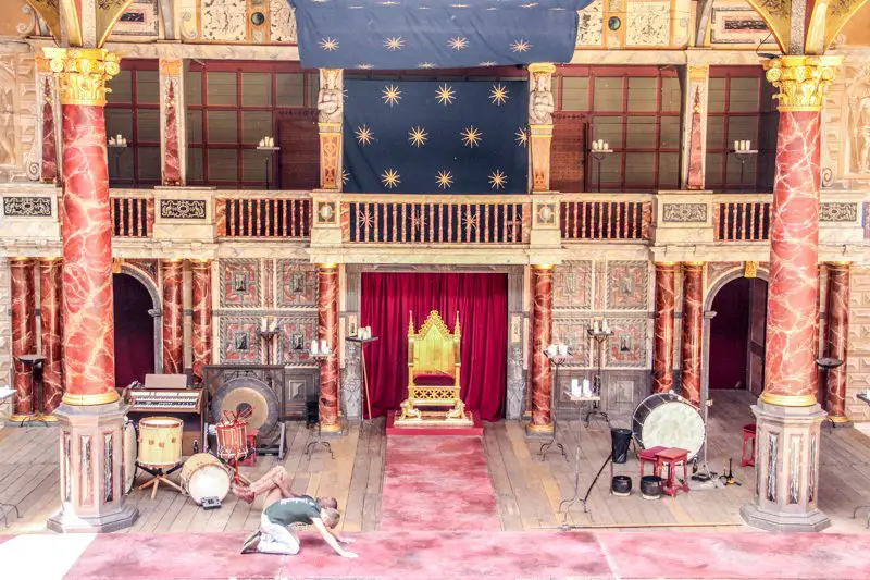 Globe Theatre - o teatro de Shakespeare - Palco