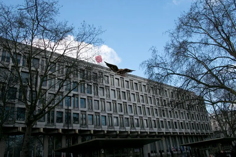 Edifício da Embaixada Americana em Londres - Grosvenor Square