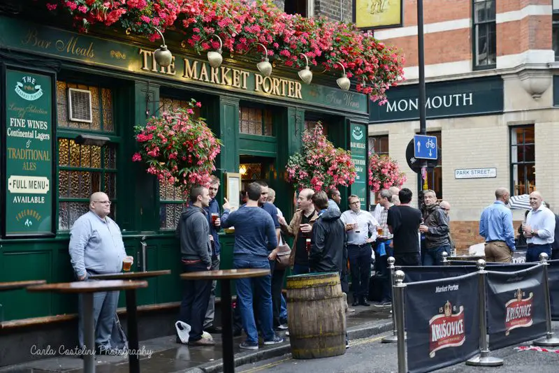 Pub crawl em Londres