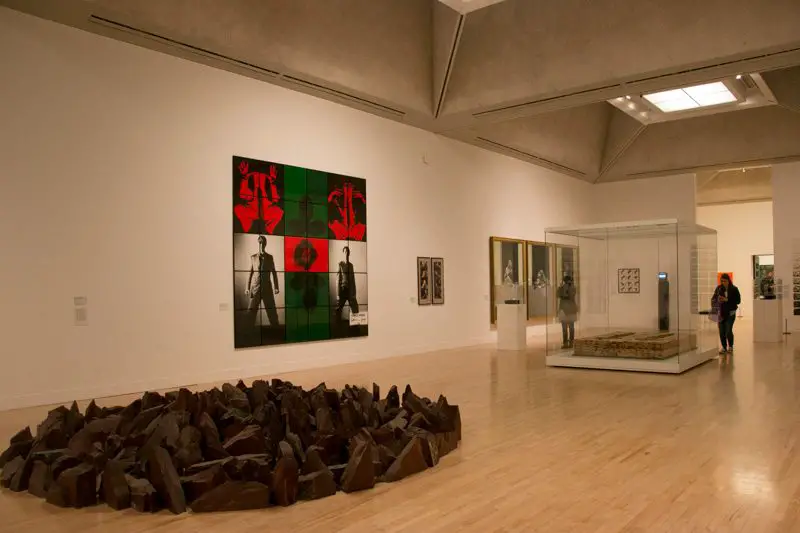 Galeria Tate Britain - arte contemporânea
