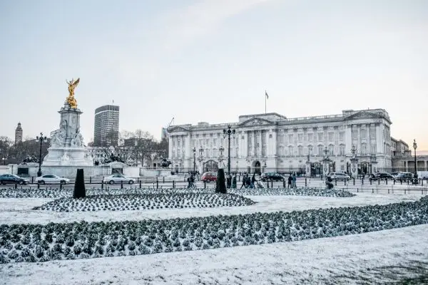 Palácio de Buckingham na neve
