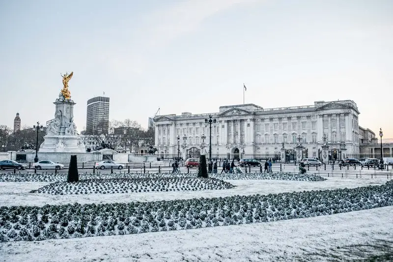 Londres em fevereiro - Palácio de Buckingham na neve