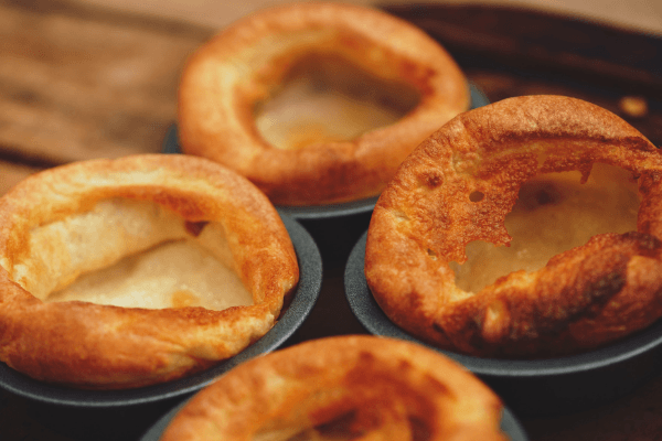 Yorkshire puddings - acompanhamento do Roast Beef