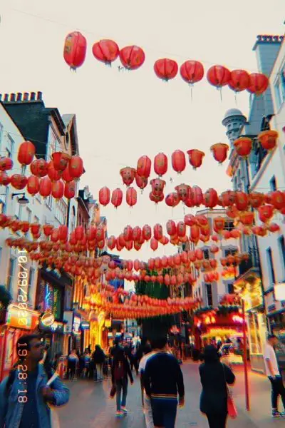 Lanternas chinesas em Chinatown - Londres