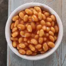 Baked beans - feijão assado com molho de tomate