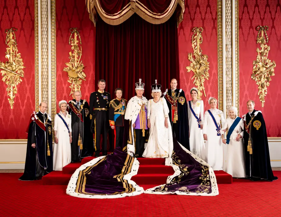 Família Real no dia da Coroação do Rei Charles III